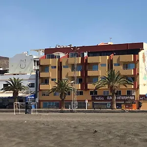 https://sol-y-mar-gran-tarajal-3-planta.in-canary-islands.com